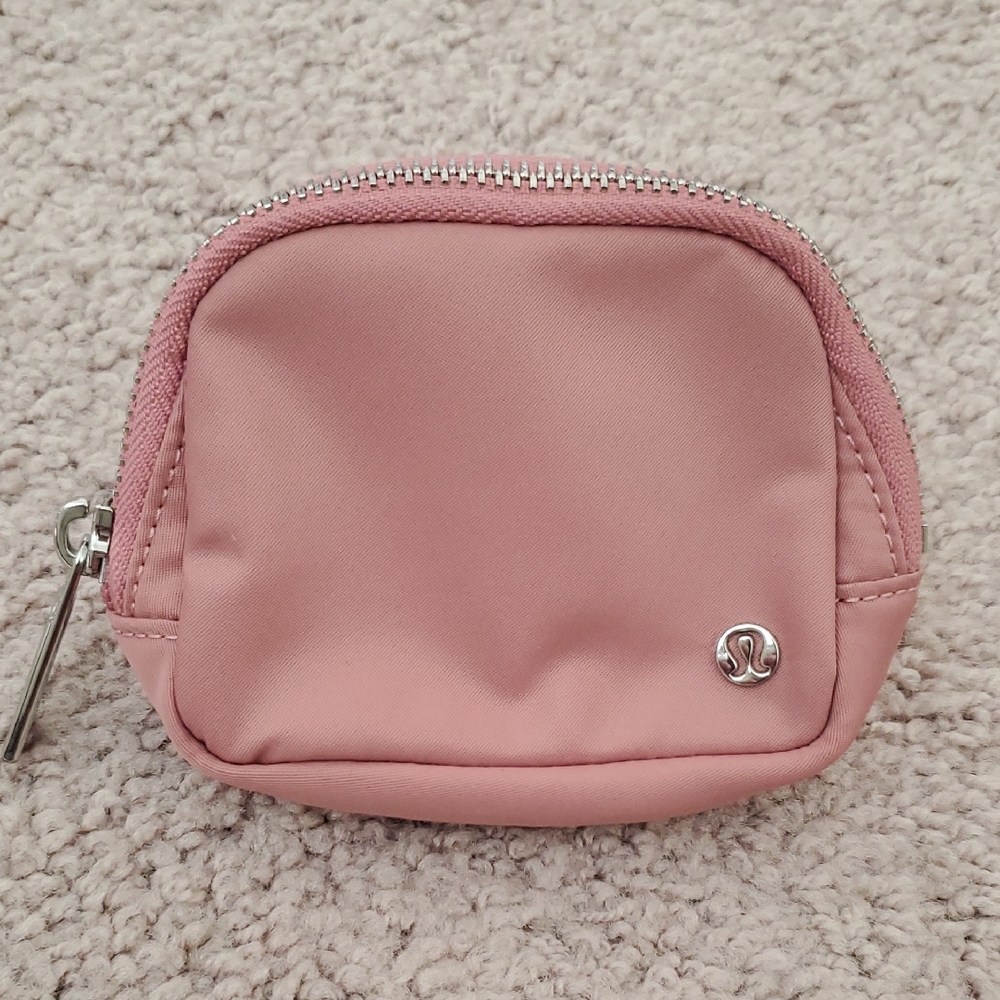 lululemon athletica Everywhere Belt Bag Nano